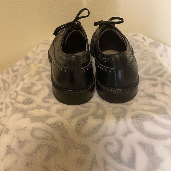 Vintage Cordwainer Wright Men’s Dress Shoe Black Leather Wingtip Balmoral USA. main image 5